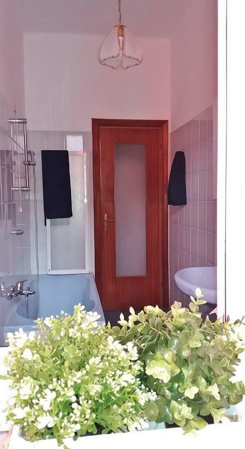 Vr Albenga Lägenhet Exteriör bild